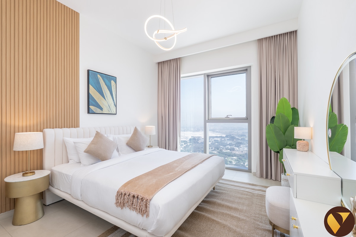 1 Bedroom Furnished Apartment | Downtown Views II 4