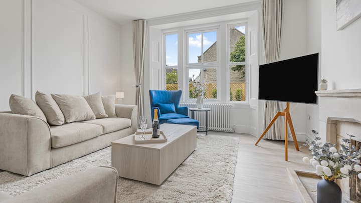 Luxury 3-bed In Cirencester, Parking & Ev Charger - Cirencester