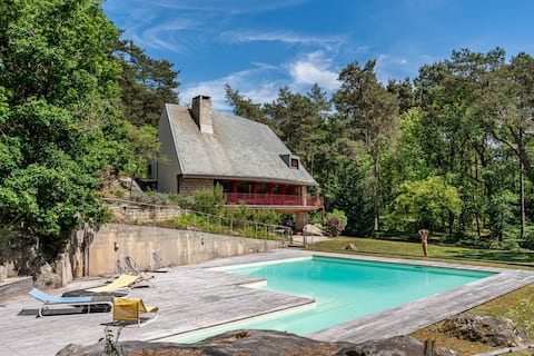 Dream estate, heart of the Fontainebleau forest