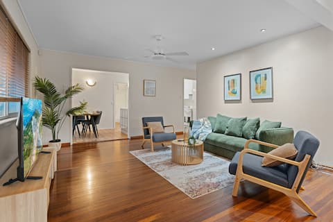 Family-Friendly 4BR Home Near Shops & Parks