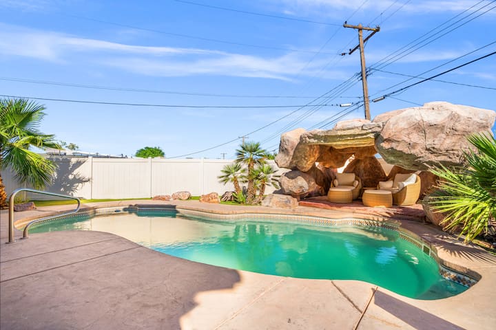 Extreme Makeover Home! Pool,Piano, PoolTable