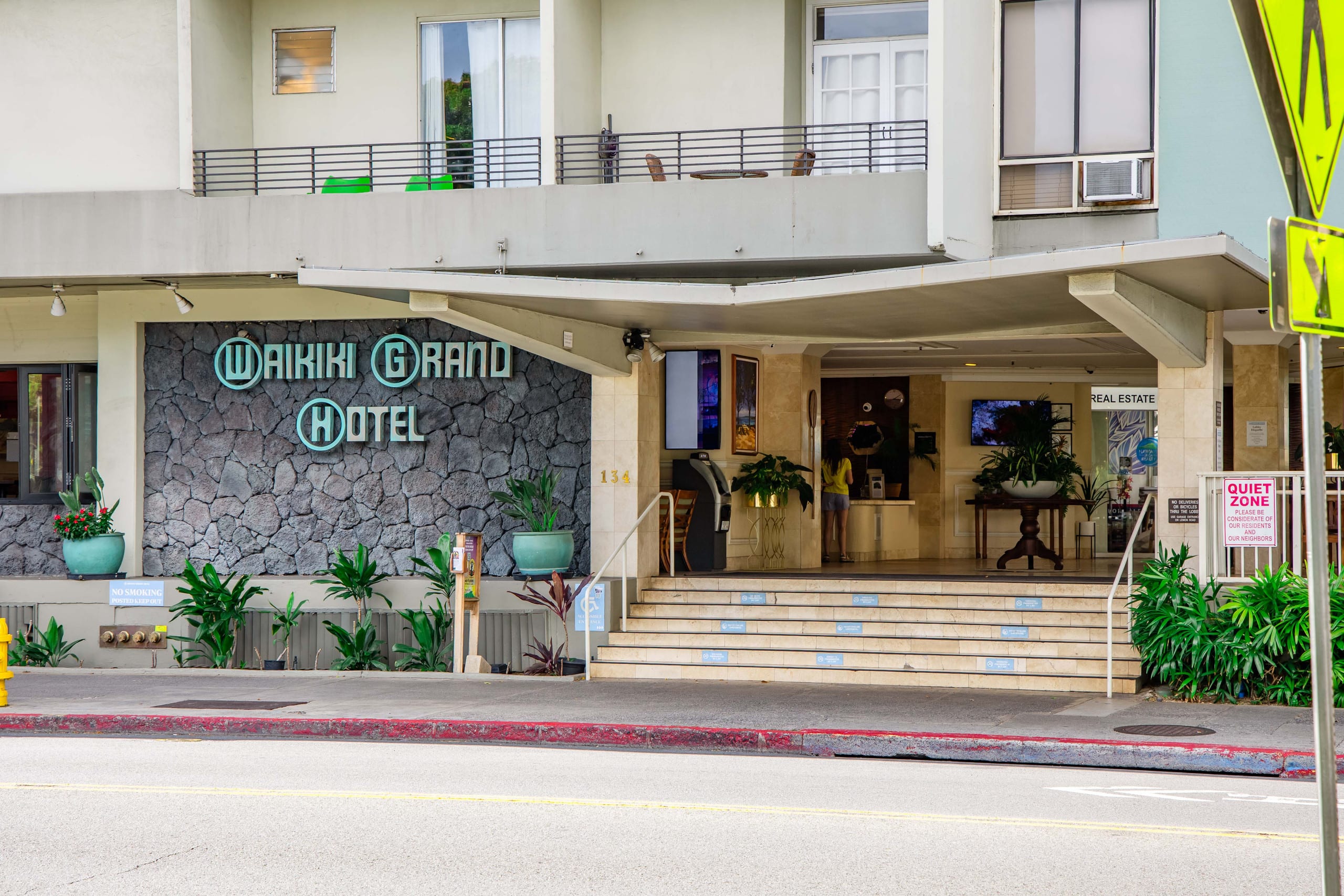 Ocean View Studio with private balcony - Image 34