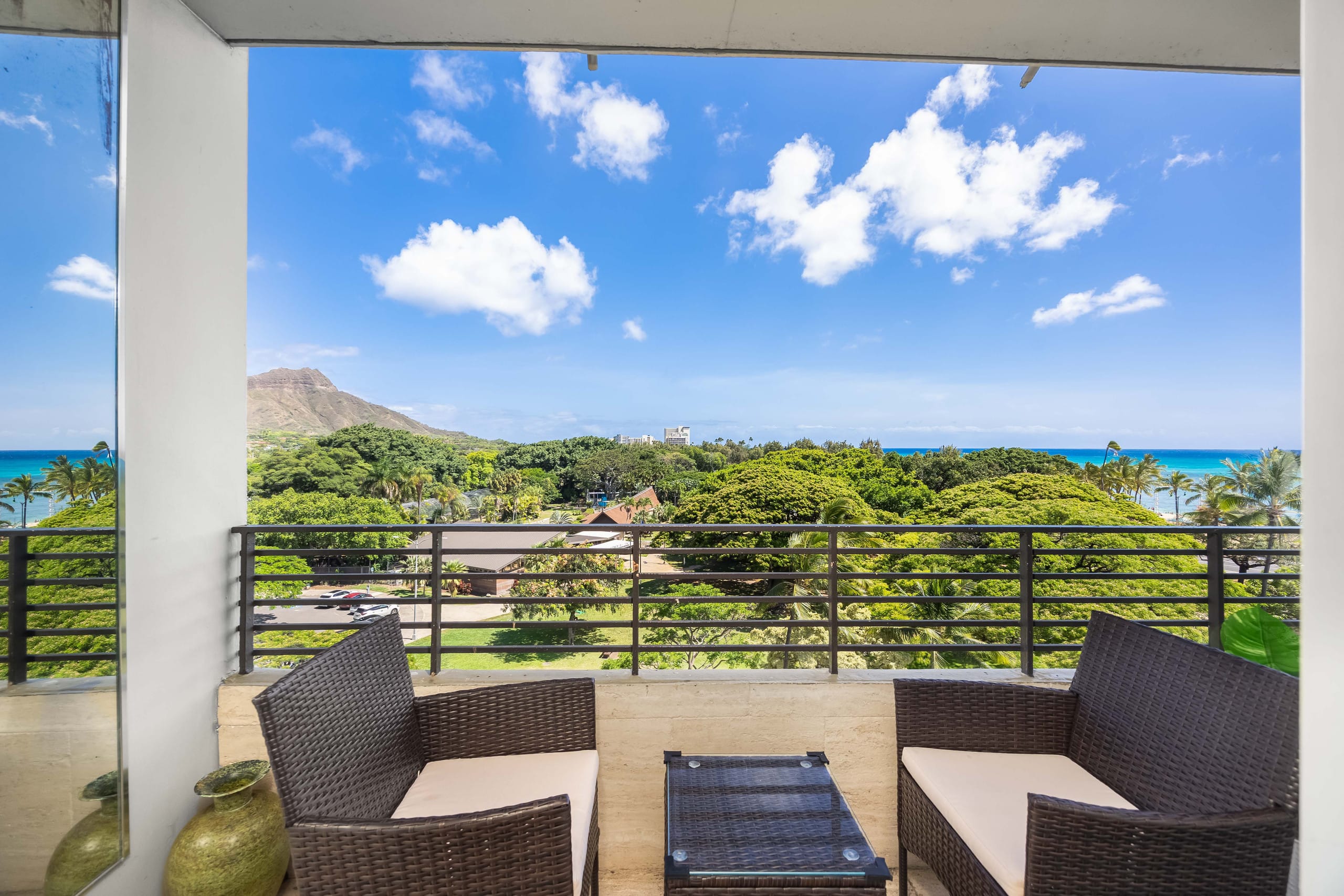 Ocean View Studio with private balcony - Image 1