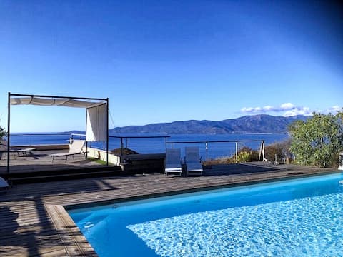 Breathtaking sea and maquis view