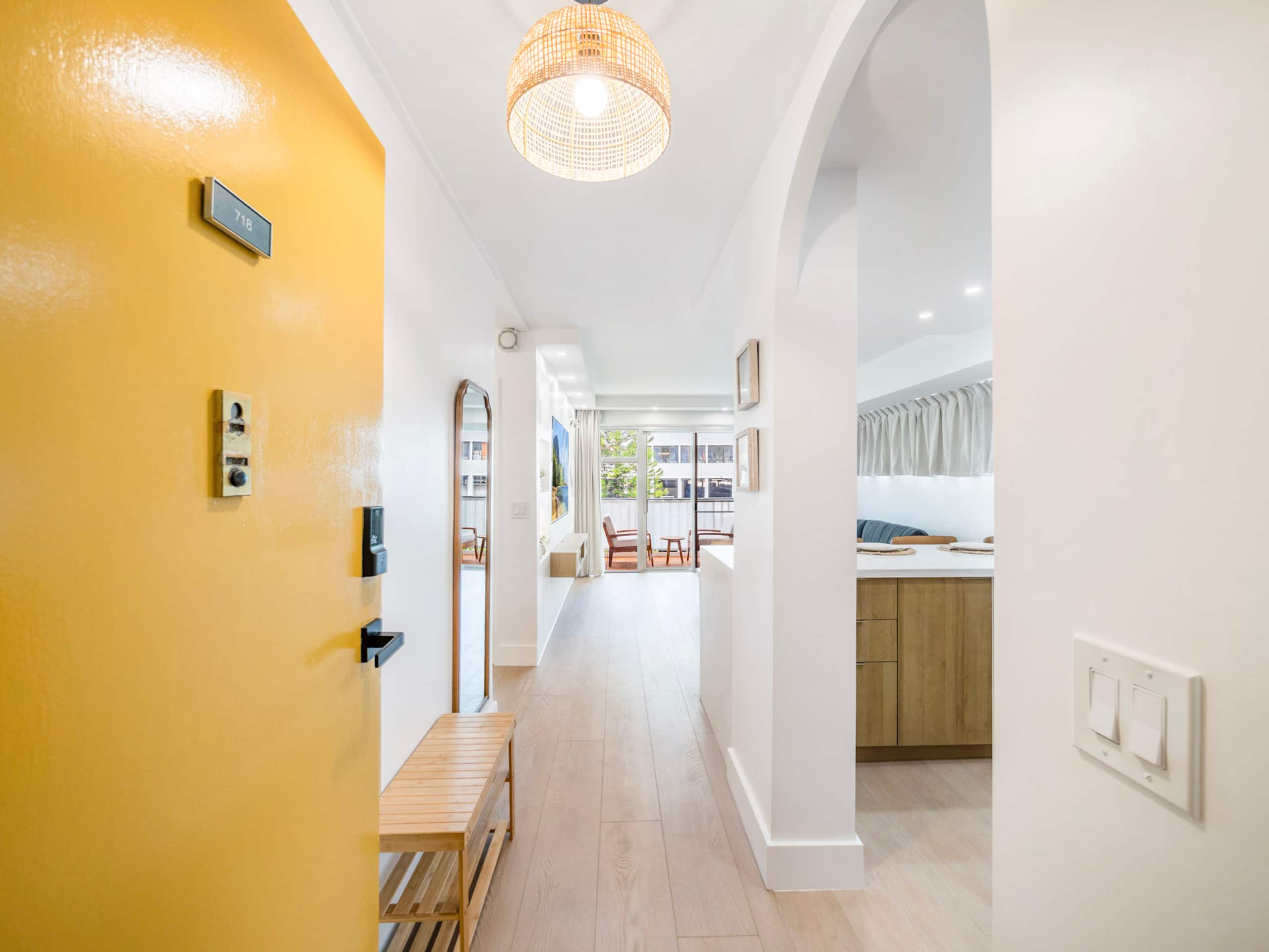 Condo in Honolulu · ★4.88 · 3 bedrooms · 5 beds · 2 private baths - Image 68