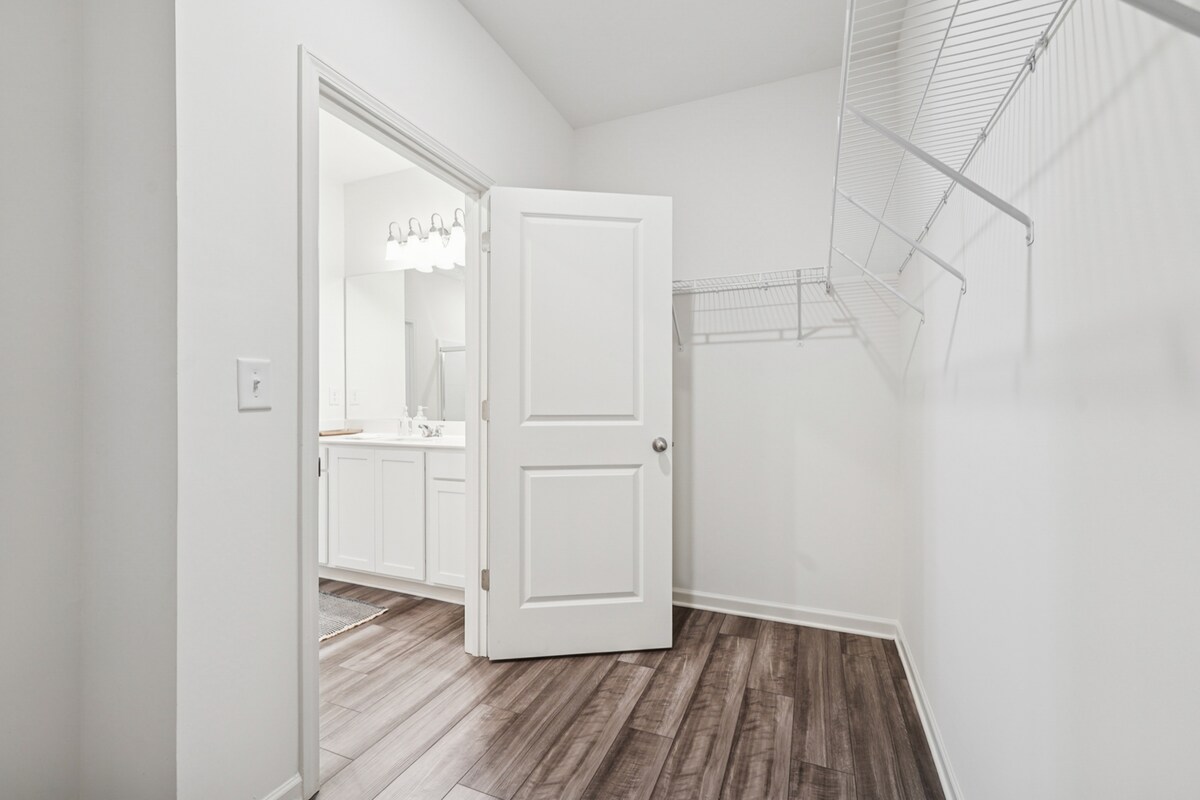 Spacious 4BR/2BA Home | Sleeps 8