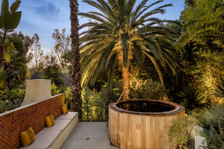 Historic ‘Twenties Villa – Hollywood Hills gallery image 3