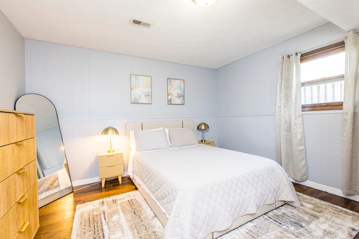 საძინებელი 4