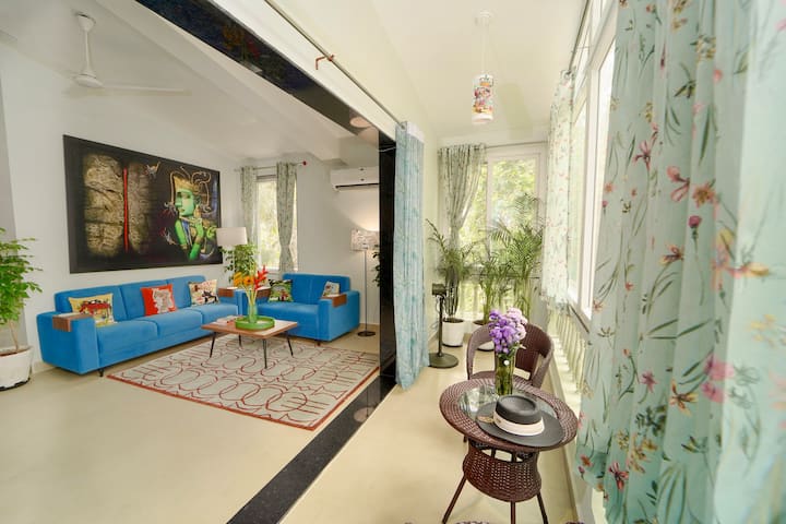 6bhk Mario Inspired House | 5 Mins To Morjim Beach - Goa