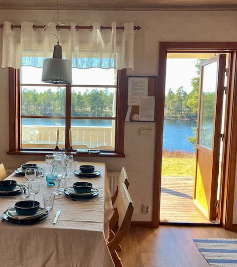 Wonderful lake location on private property
