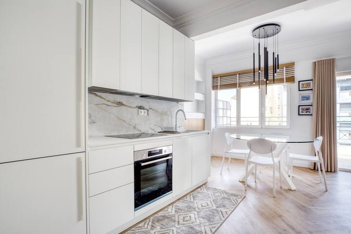 Whitewood Residence gallery image 2