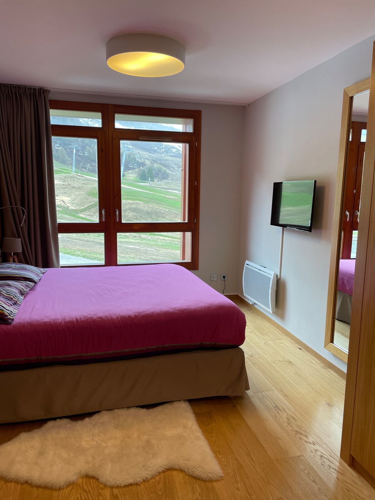 غرفة النوم 1