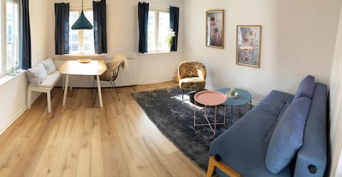 Top performing Airbnb: Small fisherman's house by the beach front in Halsnæs