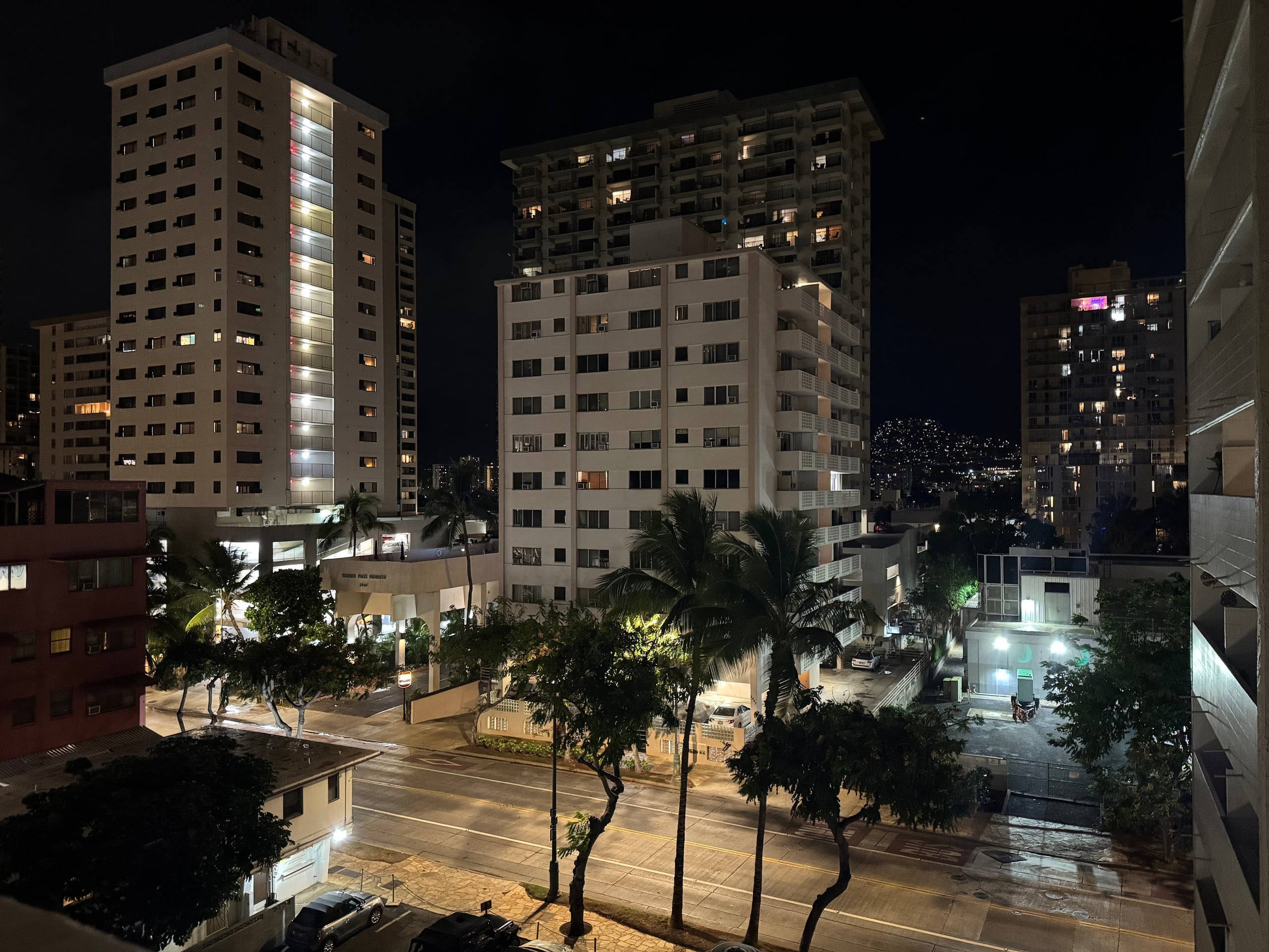 Condo in Honolulu · ★5.0 · 1 bedroom · 1 bed · 1 private bath - Image 38