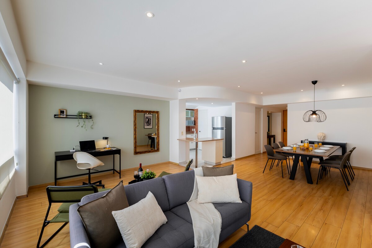 Top performing Airbnb: Capitalia | Business Center, Gym & Parking in El Yaqui