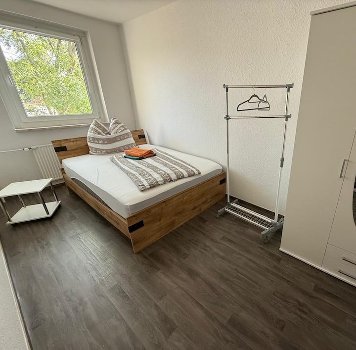 Schlafzimmer 2