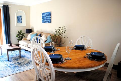 Popular Airbnb listing: Spacious townhouse near Bude beaches in Bude Stratton