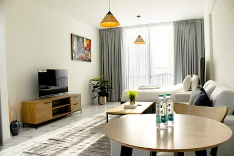 Spacious studio with sofa bed, Marina Residence