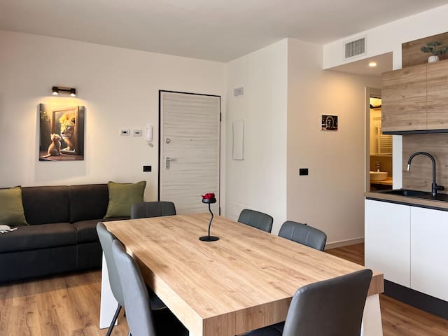 Costa Blu-Piscina e Terrazza Vista Lago