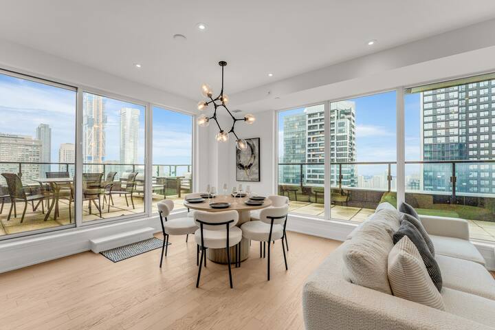 Luxury Unit with Executive Patio gallery image 4