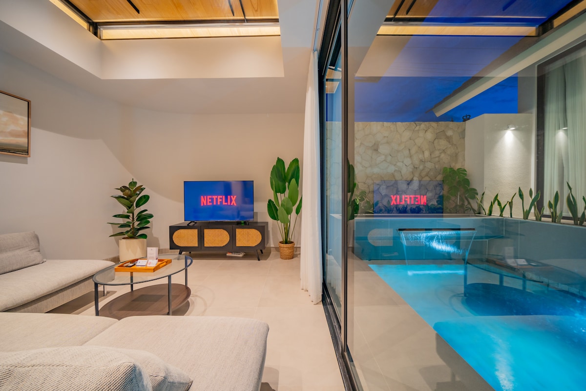 Villa in Kuta Utara · 2 bedrooms · 2 beds · 2 private baths, порівнянний Airbnb