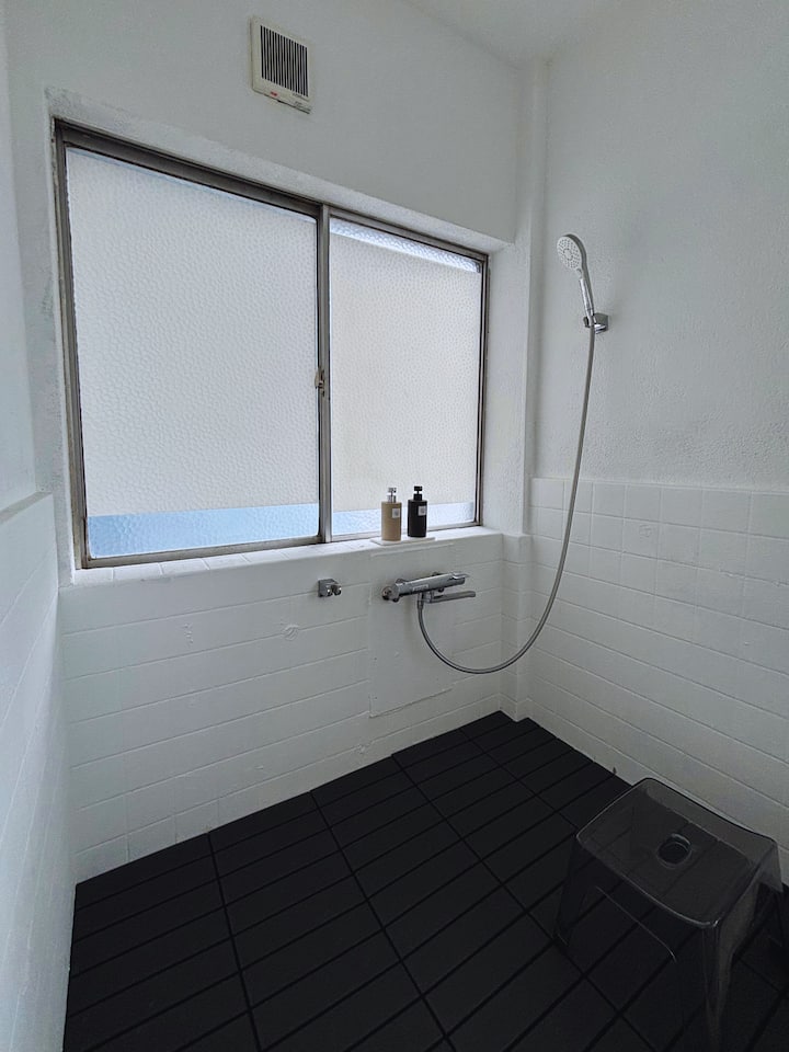 共用フルバスルーム