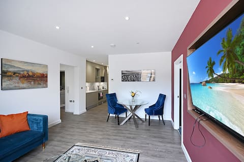 #7 Milburn, CMK location 10 min walk train station