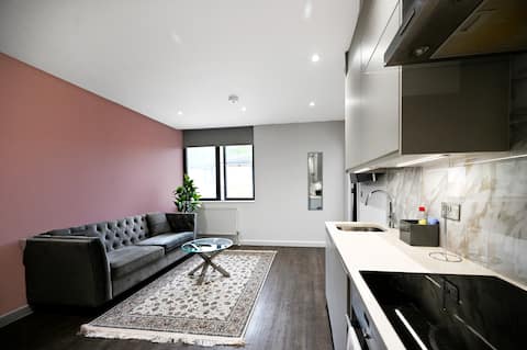#9 Milburn CMK location 10 min walk train station