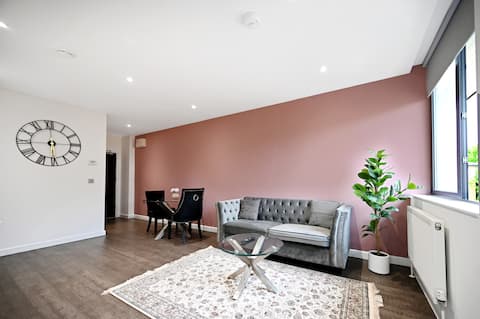 #9 Milburn CMK location 10 min walk train station