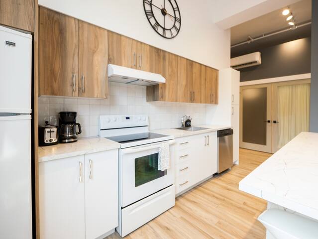 3BR • 2BA • Main St • Parking gallery image 4