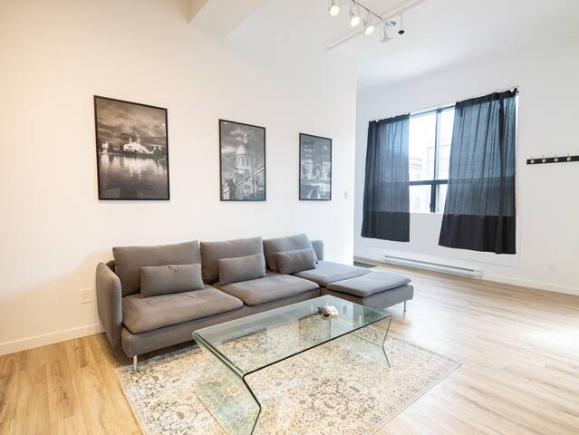 3BR • 2BA • Main St • Parking gallery image 5