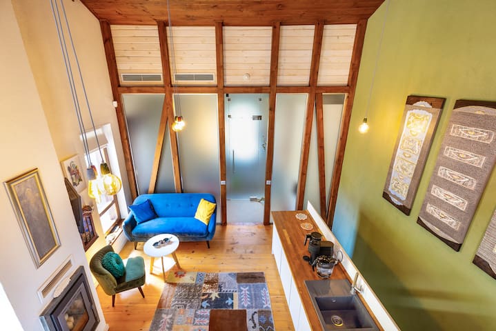Holilwork Stays managed Airbnb listing 2