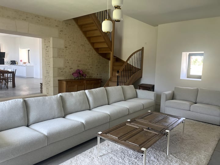 Gîte 15 Pers -Pièce De Vie-idéal Séjour En Groupe - Sarthe