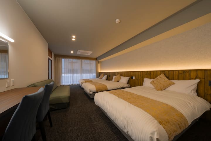 საძინებელი 1