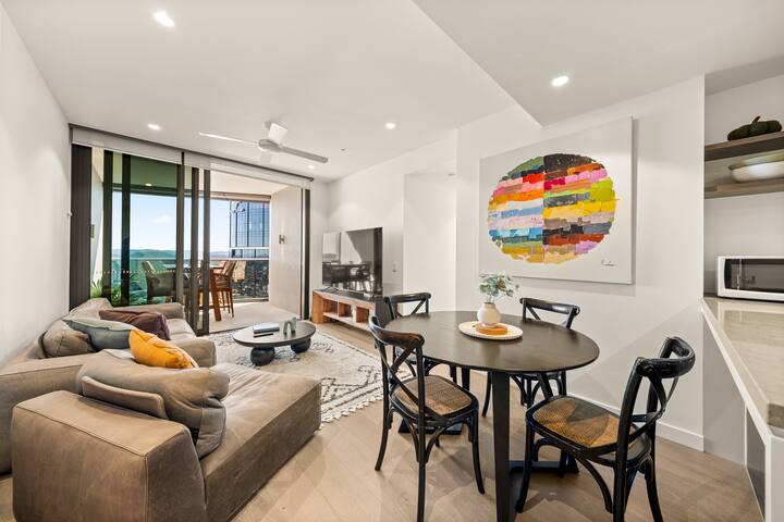 Luxury in Queens Wharf with car park gallery image 4