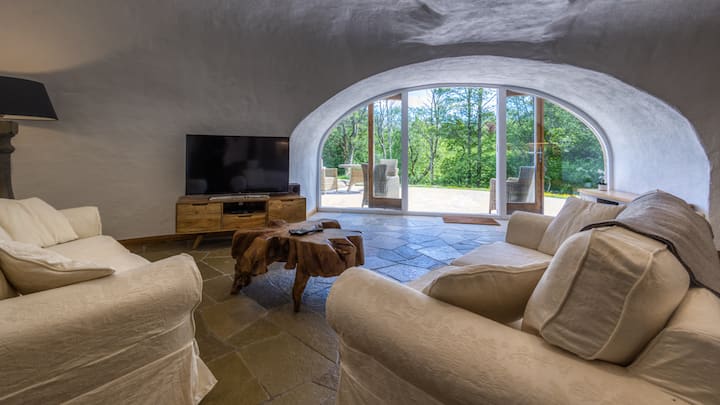 The Warren - Hobbit House & Hot Tub At Loch Tay - Loch Tay
