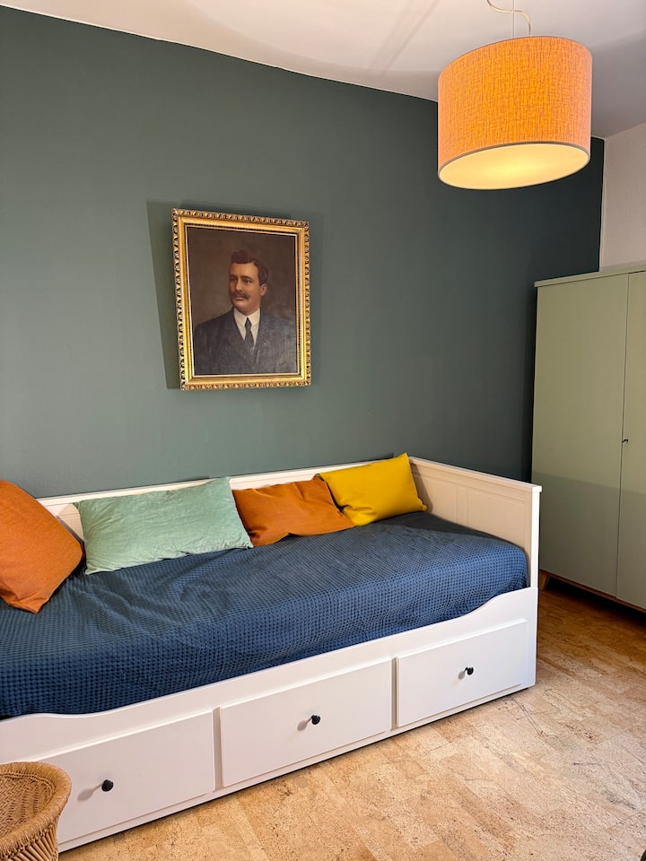 Schlafzimmer 4