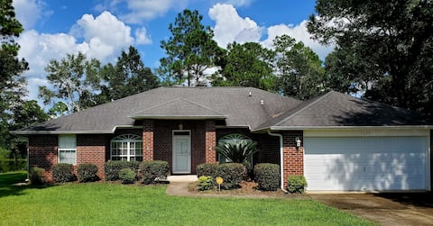 Luxury Executive Home • Perfect for Groups