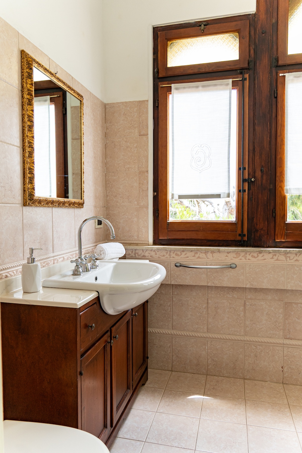 Rocca Giulia - Apt 2 — 27