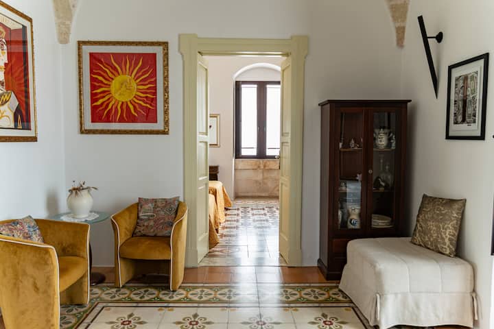 Rocca Giulia - Castle Escape W/ Pool - Noble Apt. - Ostuni