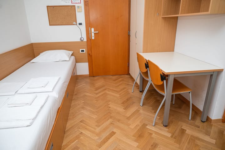 Hostel Sveta Ana - Room With Balcony - Koper