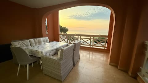 Beautiful oceanfront apartment by beBalmy