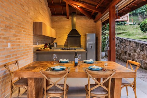 Popular Airbnb listing: Boutique chalet in the middle of nature in Itatiba