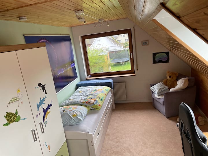 საძინებელი 3