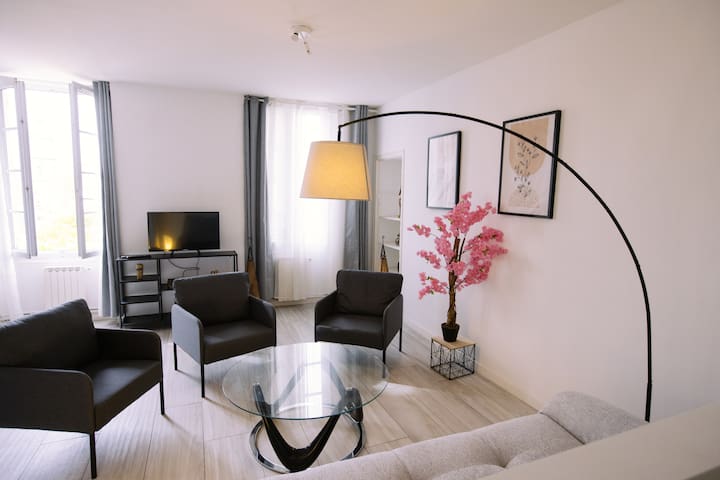 Listing in Toulon