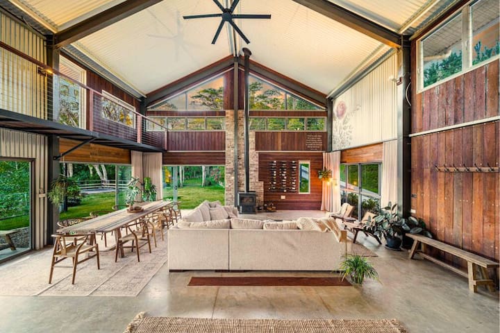 Linden Rose Barn | Short Walk to Waterfall + Views