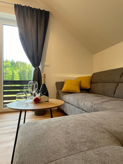 Popular Airbnb listing: Apt Tanja | 3 Bedroom, Mountain View & Family stay in Kranj