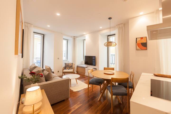 FLH Glória 70 Apartment I gallery image 5