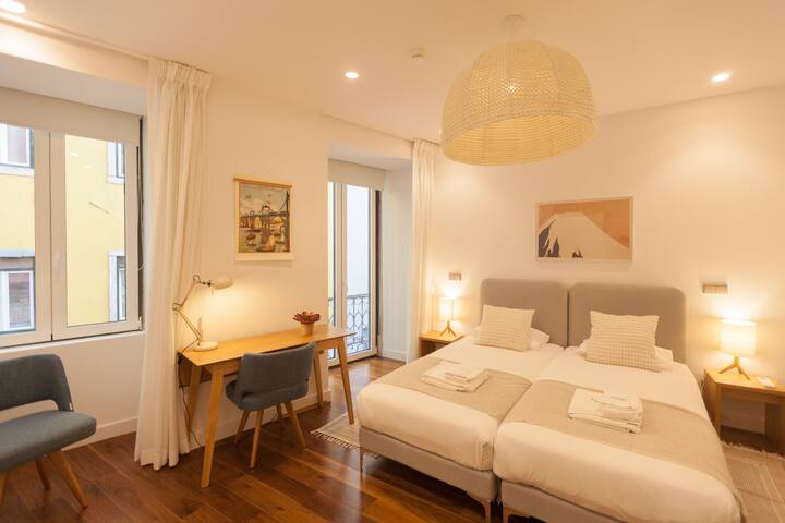 FLH Glória 70 Apartment I gallery image 3