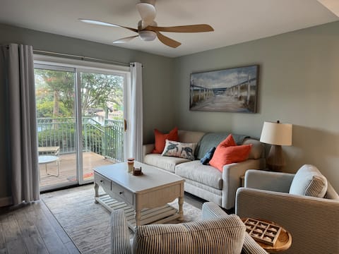 Top performing Airbnb: 2bd/2ba Charming Condo at Island Club Resort in Hilton Head Island